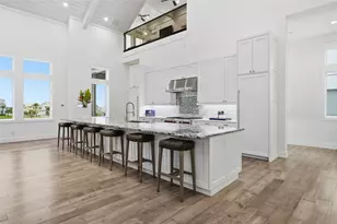 305 Estes Dr, Rockport, TX 78382 - Photo 13