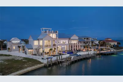 305 Estes Drive, Rockport, TX 78382 - Photo 9