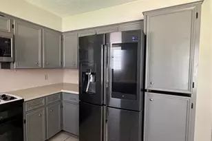 2004 Brazos Ave, Rockdale, TX 76567 - Photo 3