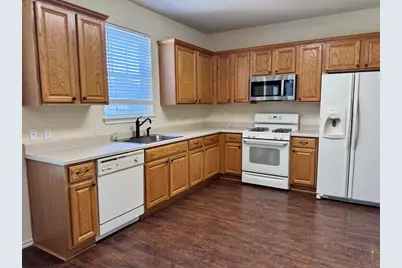 137 Firewheel Cove, Kyle, TX 78640 - Photo 7