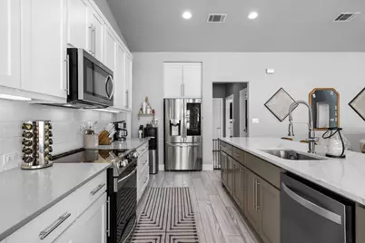 303 Robin Hood Lane, Granite Shoals, TX 78654 - Photo 17