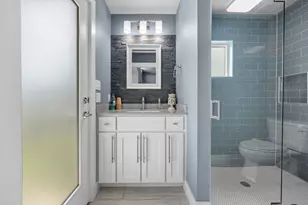 303 Robinhood Ln, Granite Shoals, TX 78654 - Photo 19