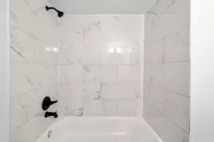 7929 Gault St, Austin, TX 78757 - Photo 19