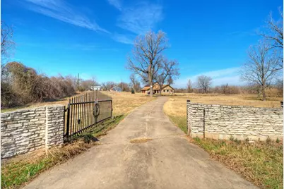1800 Caldwell Lane, Del Valle, TX 78617 - Photo 1