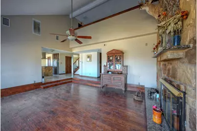 1800 Caldwell Lane, Del Valle, TX 78617 - Photo 3