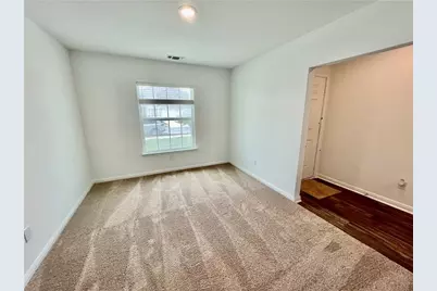 133 Dupont Pass, Jarrell, TX 76537 - Photo 5