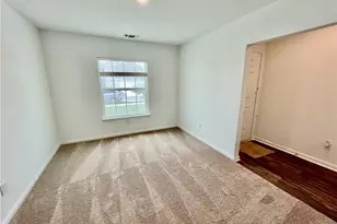 133 Dupont Pass, Jarrell, TX 76537 - Photo 5