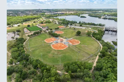 2709 E 5th Street #1306, Austin, TX 78702 - Photo 21