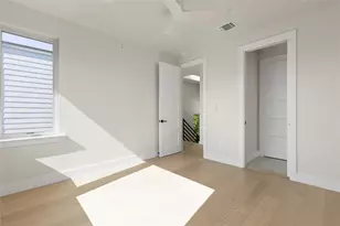 100 W Odell St, Austin, TX 78752 - Photo 31