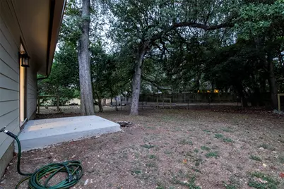 2018 Nevada Street, San Marcos, TX 78666 - Photo 17