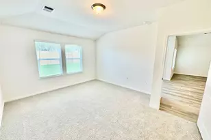 12504 St Thomas Dr, Del Valle, TX 78617 - Photo 3