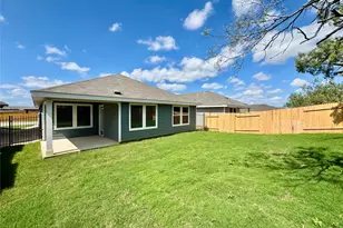 12504 St Thomas Dr, Del Valle, TX 78617 - Photo 5