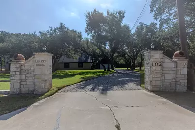 102 Independence Drive, Liberty Hill, TX 78642 - Photo 3