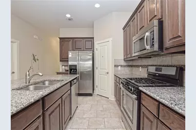 12204 Barras Branch Drive, Austin, TX 78748 - Photo 5