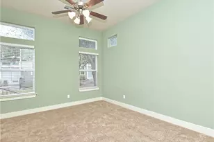 12204 Barras Branch Dr, Austin, TX 78748 - Photo 9