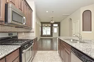 12204 Barras Branch Dr, Austin, TX 78748 - Photo 5