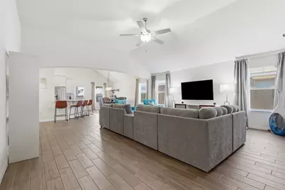 304 Somerville Street, Leander, TX 78641 - Photo 5