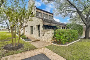 101 W Eagle Dr, Lakeway, TX 78738 - Photo 1
