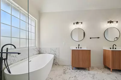 312 Country Club Drive, La Grange, TX 78945 - Photo 19