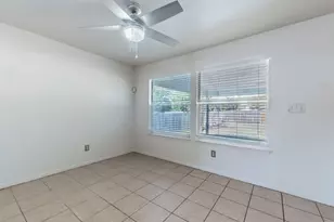 2316 Logan Dr, Round Rock, TX 78664 - Photo 9