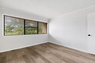 8888 Tallwood Dr, Austin, TX 78759 - Photo 25