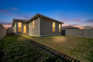 13917 Inaugural St, Manor, TX 78653 - Photo 19