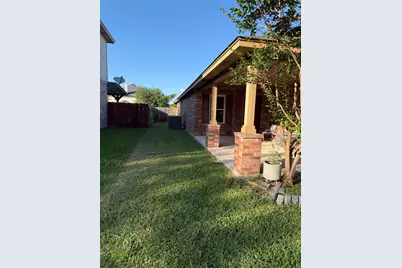 125 Waterlily Way, Hutto, TX 78634 - Photo 5