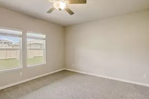 145 Boondoggle Rdg, Cedar Creek, TX 78612 - Photo 9