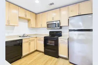 711 W 32nd Street #126, Austin, TX 78705 - Photo 3