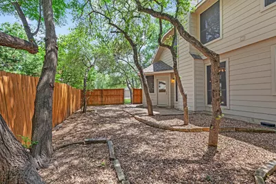 2 Muirfield Greens Cove, Lakeway, TX 78738 - Photo 33