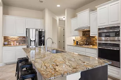 170 Pink Granite Boulevard, Dripping Springs, TX 78620 - Photo 5