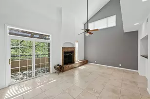 1735 Spyglass Dr, Austin, TX 78746 - Photo 3