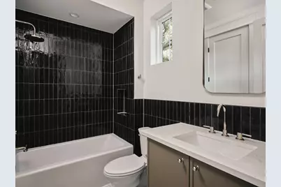 704 E 46th Street, Austin, TX 78751 - Photo 29