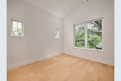 704 E 46th Street, Austin, TX 78751 - Photo 35