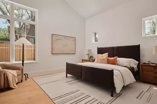 704 E 46th St, Austin, TX 78751 - Photo 19