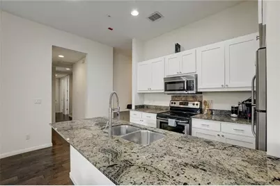 2708 San Pedro Street #301, Austin, TX 78705 - Photo 7