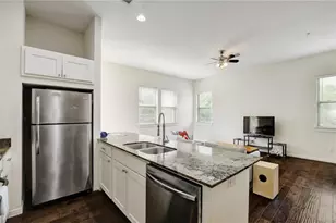 2708 San Pedro St, Austin, TX 78705 - Photo 5