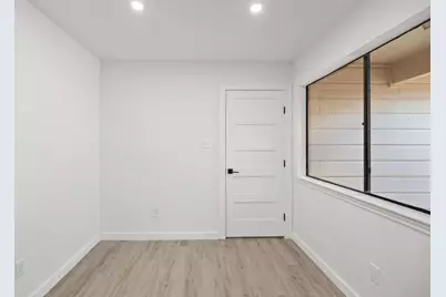 7211 Lakewood Drive #C111, Austin, TX 78750 - Photo 9