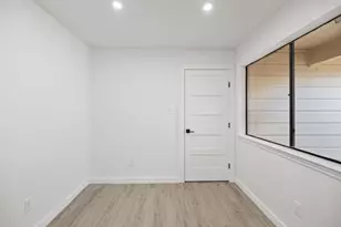 7211 Lakewood Dr, Austin, TX 78750 - Photo 9