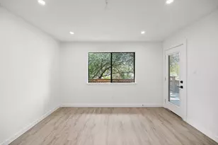 7211 Lakewood Dr, Austin, TX 78750 - Photo 11