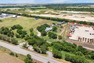 1421 Fm 1660, Hutto, TX 78634 - Photo 31