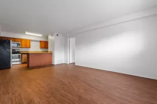 205 Craddock Ave, San Marcos, TX 78666 - Photo 5