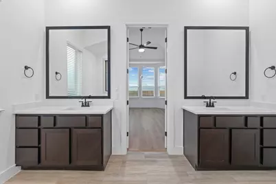 2013 Tobiano Trace, Georgetown, TX 78633 - Photo 11