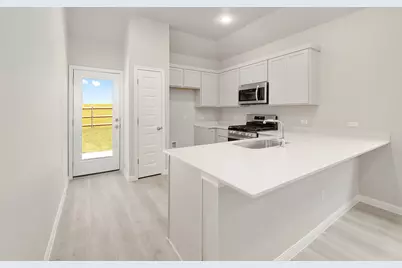 222 Hornet Street, Elgin, TX 78621 - Photo 7