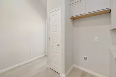 222 Hornet Street, Elgin, TX 78621 - Photo 11