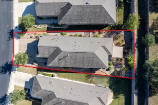 307 Hobby St, Georgetown, TX 78633 - Photo 37