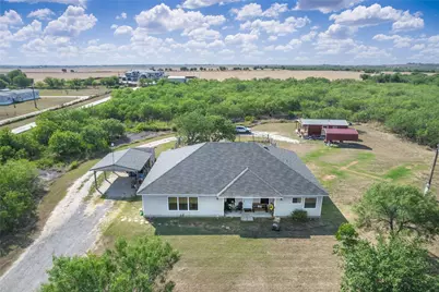 5734 Fm 621, Martindale, TX 78655 - Photo 1