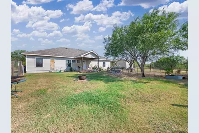5734 Fm 621, Martindale, TX 78655 - Photo 25