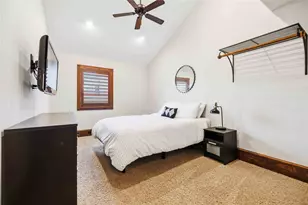 512 Harbor Dr, Spicewood, TX 78669 - Photo 15