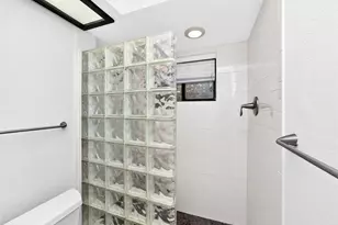4711 Spicewood Springs Rd, Austin, TX 78759 - Photo 21